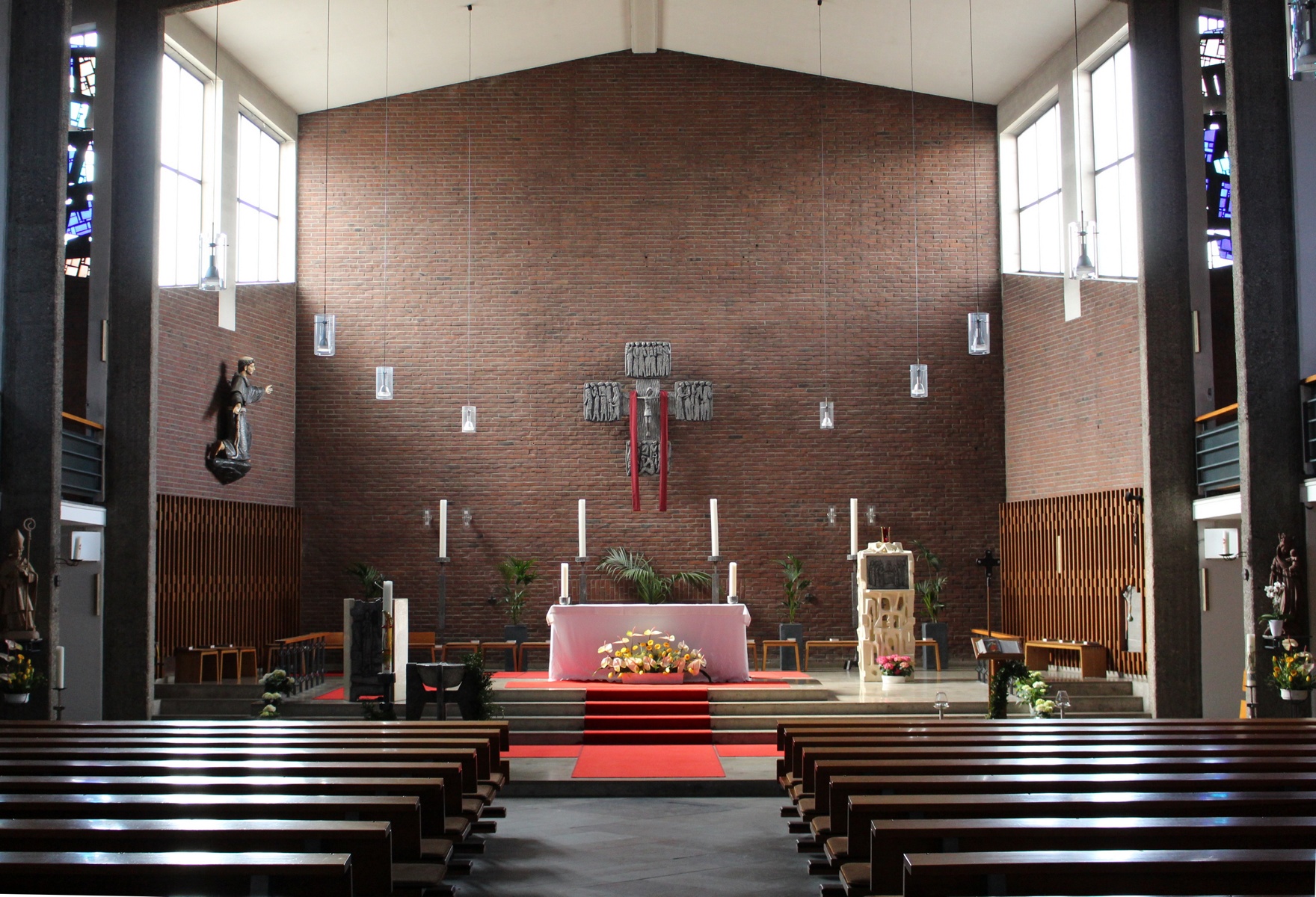Kirchenraum 1 160411